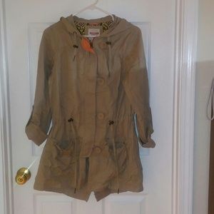 NWOT. Tan trench/utility jacket